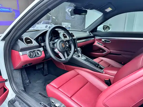 Porsche 718 2023