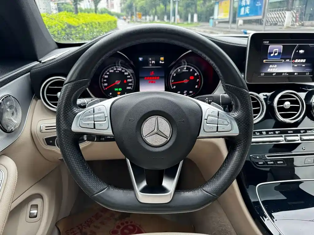 Mercedes-Benz C-Class 2017 — фото 14