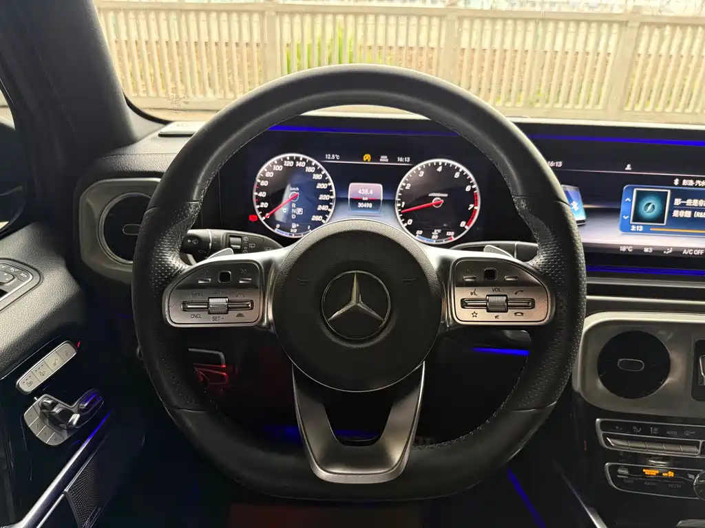 Mercedes-Benz G-Class 2020 — фото 17