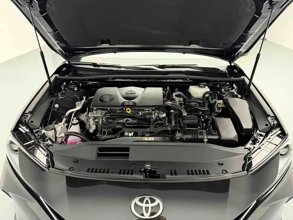 Toyota Camry 2025 — фото 14