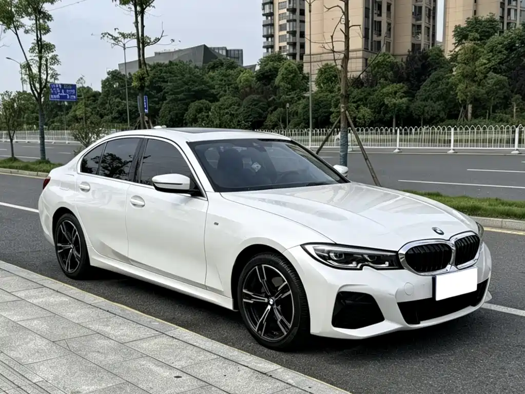 BMW 3 Series 2022