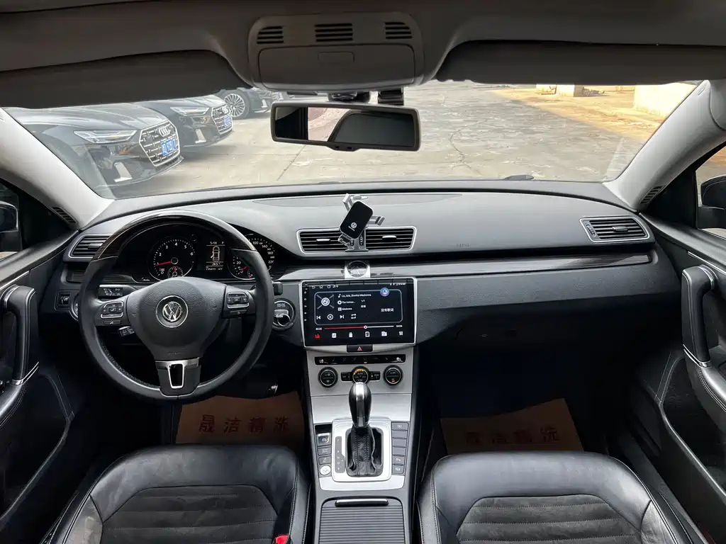 Volkswagen Magotan 2014