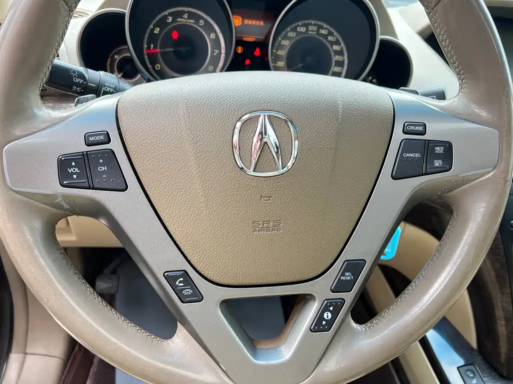 Acura MDX 2010 — фото 8