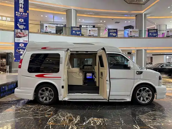 GMC SAVANA 2013