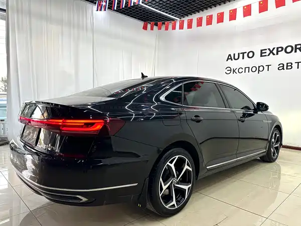 Volkswagen Passat 2022