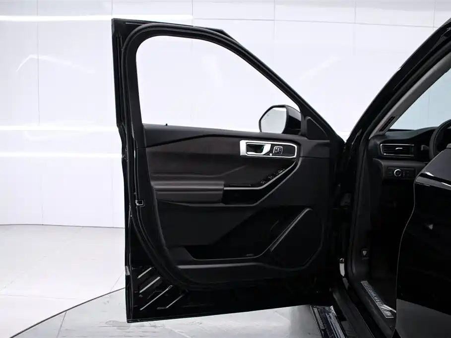 Ford Explorer 2026 — фото 11