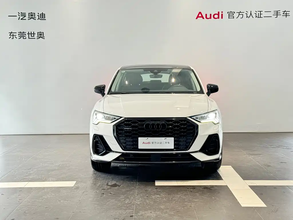 Audi Q3 Sportback 2023 — фото 2
