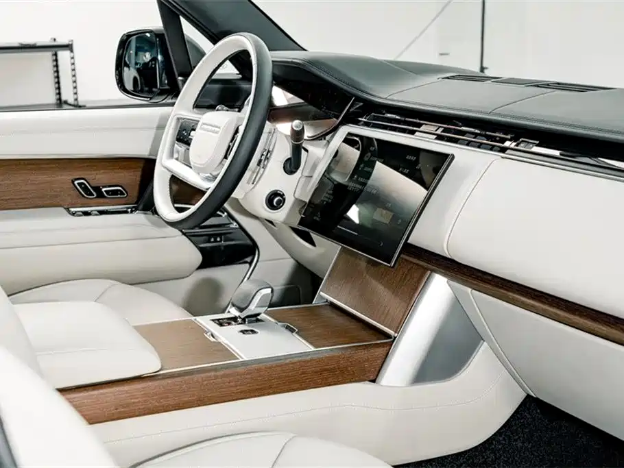 Land Rover Range Rover 2024 — фото 20