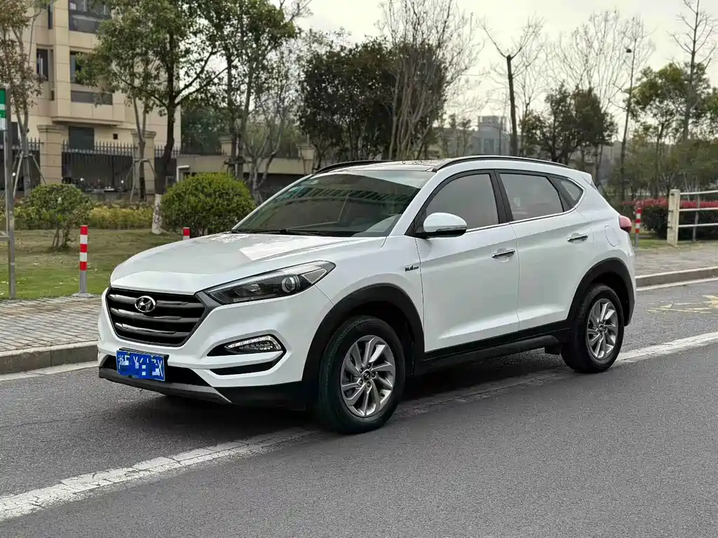 Hyundai Tucson 2018 — фото 1