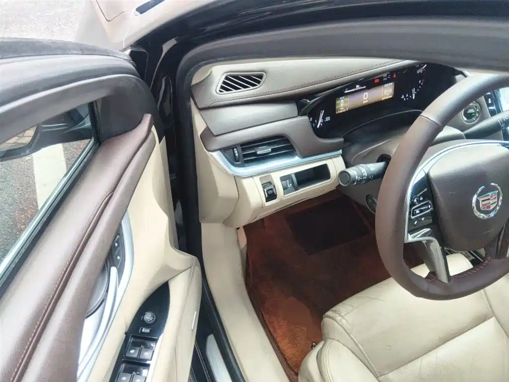 Cadillac XTS 2015 — фото 17