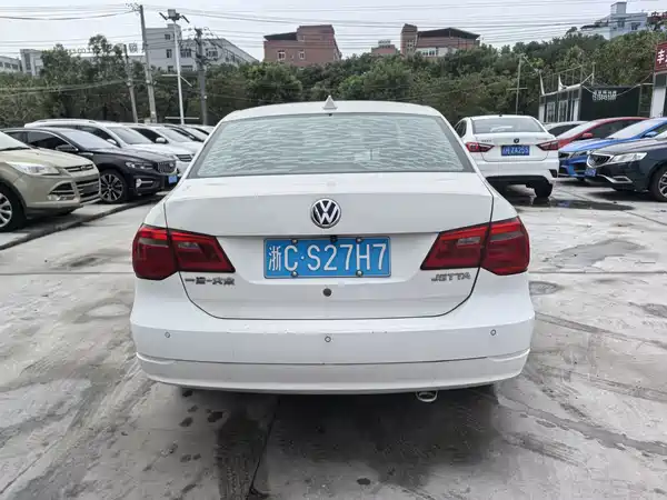 Volkswagen Jetta 2016