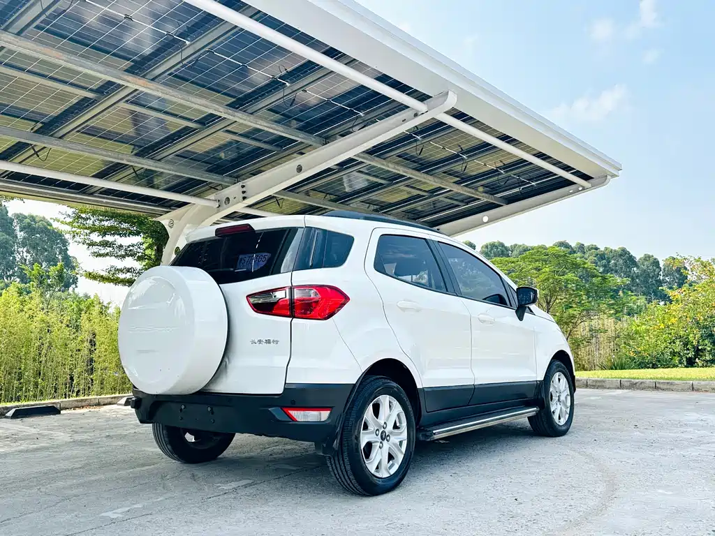 Ford EcoSport 2015 — фото 7
