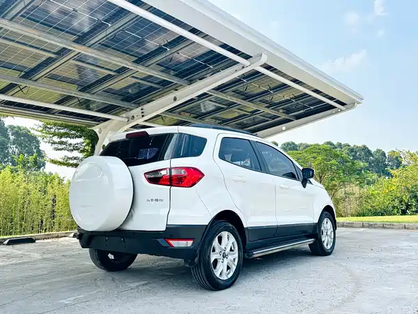 Ford EcoSport 2015
