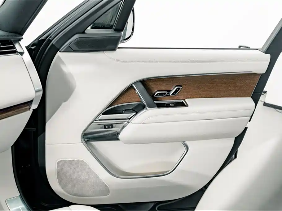 Land Rover Range Rover 2024 — фото 16