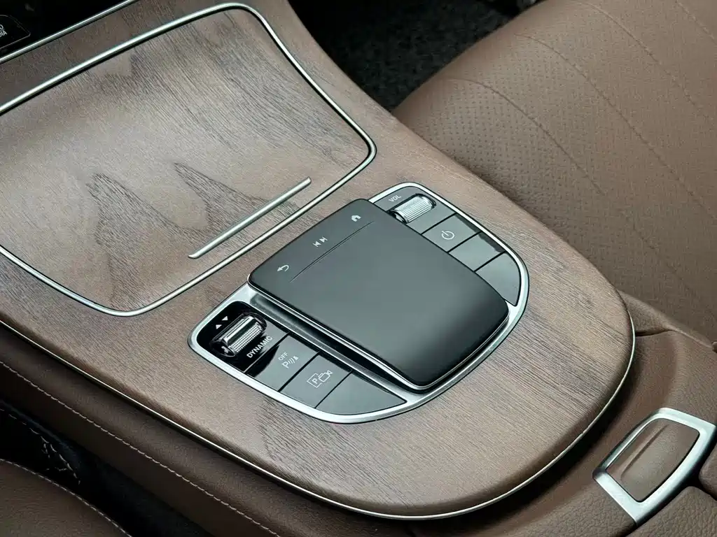 Mercedes-Benz E-Class New Energy 2022 — фото 11