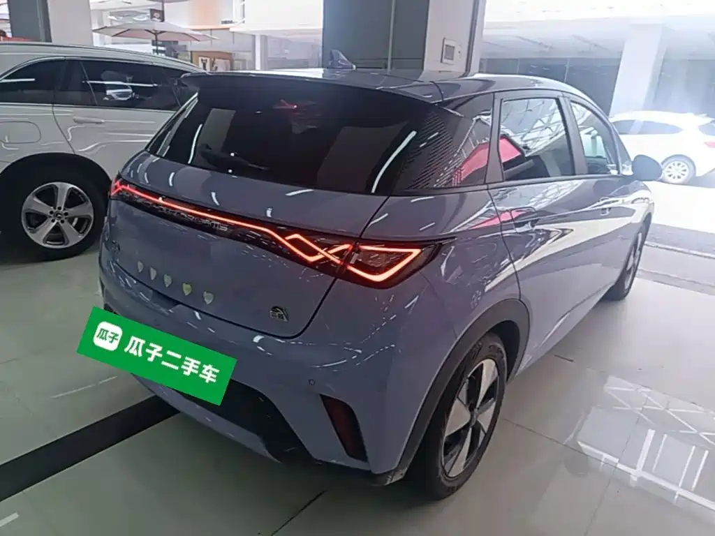 BYD Dolphin 2023