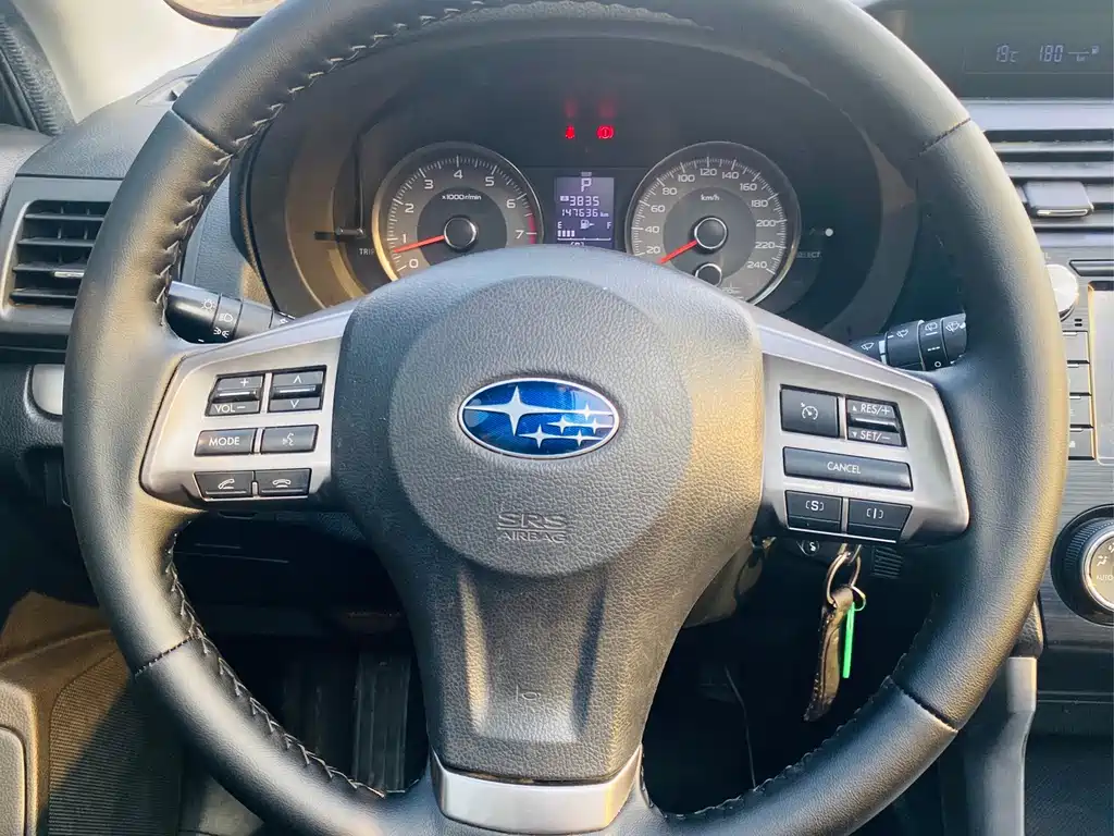 Subaru Forester 2014 — фото 15