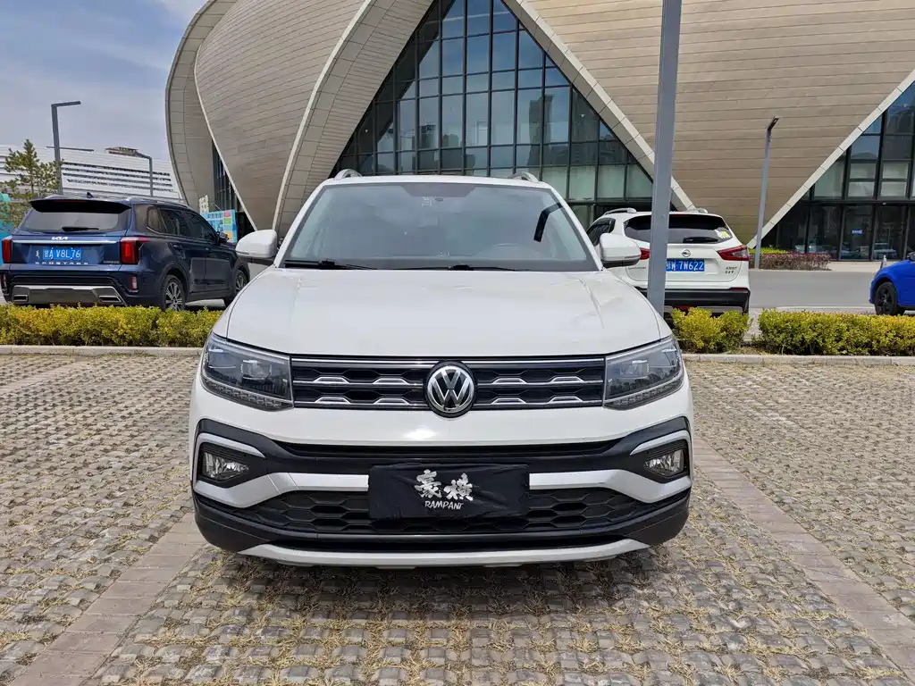 Volkswagen T-Cross 2019 — фото 2