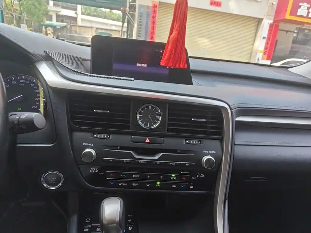 Lexus RX 2017 — фото 13