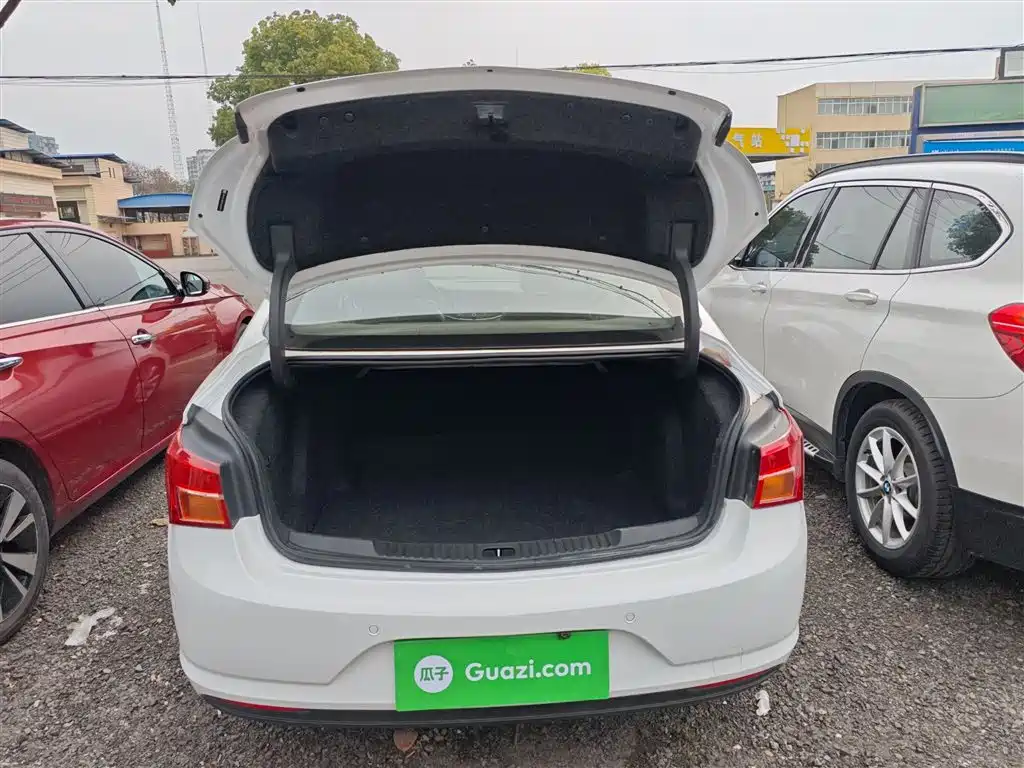 Buick Verano 2017 — фото 19