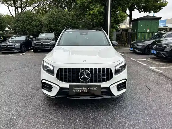 Mercedes-Benz GLB AMG 2026