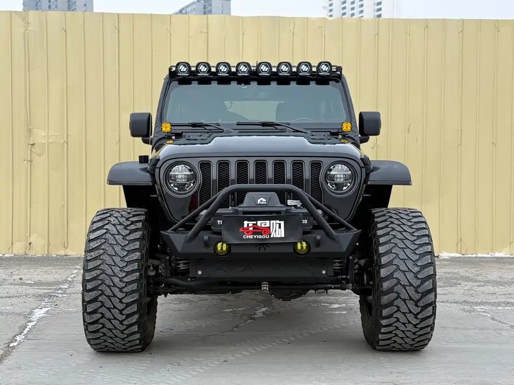 Jeep Wrangler 2022 — фото 2