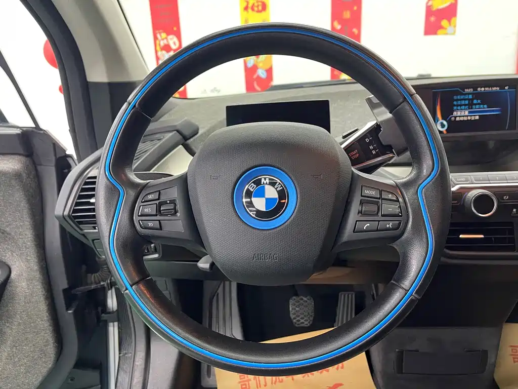 BMW i3 2017 — фото 12