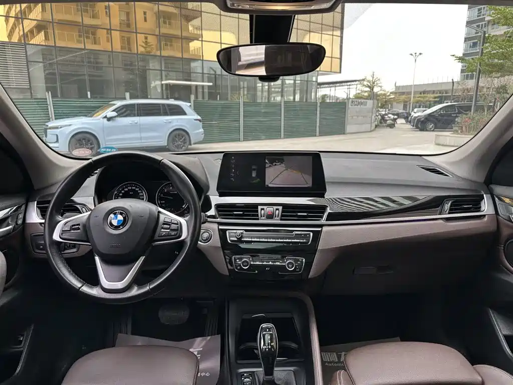 BMW X1 2020 — фото 10