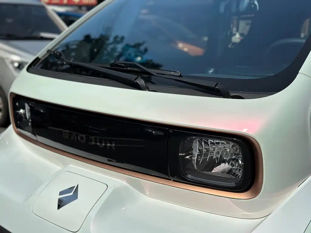 Baojun Kiwi EV 2022 — фото 15