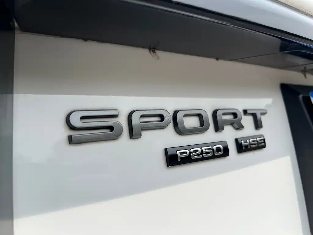 Land Rover Discovery Sport 2021 — фото 21