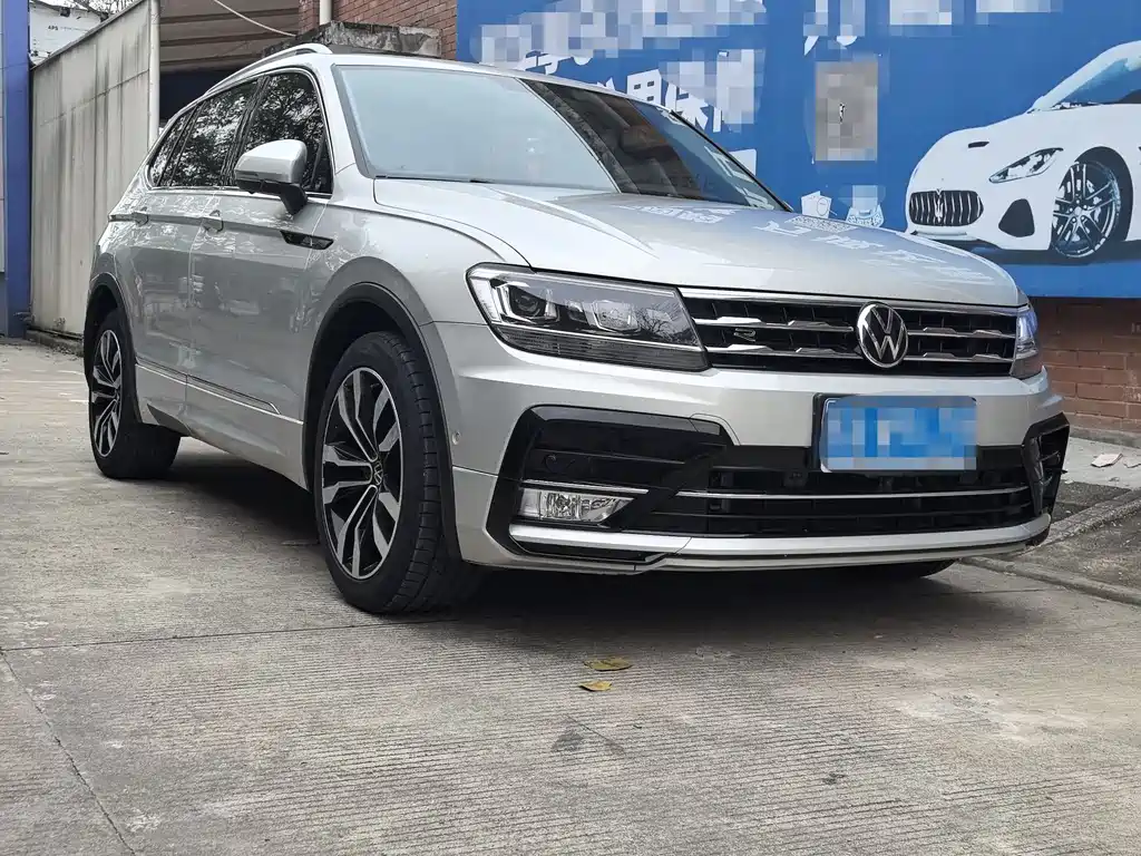Volkswagen Tiguan L 2021 — фото 3