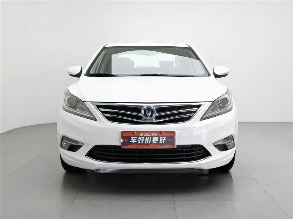 Changan Eado 2017 — фото 3