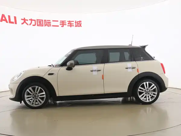MINI 2016