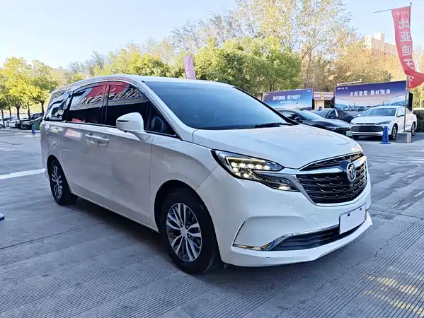 Buick GL8 2021