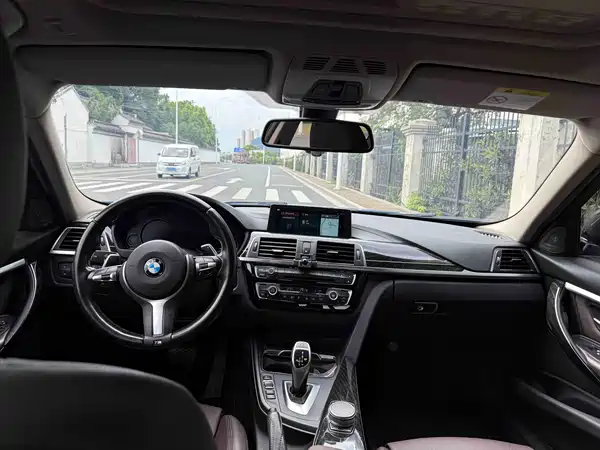BMW 3 Series 2018