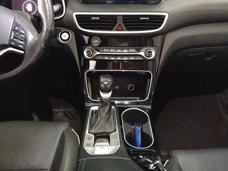 Hyundai Tucson 2020 — фото 16