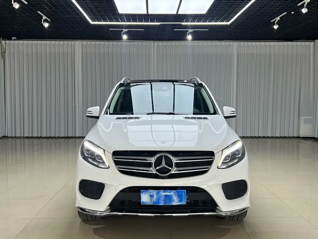 Mercedes-Benz GLE 2018 — фото 2