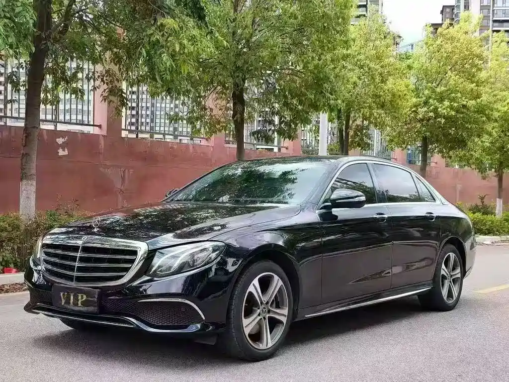 Mercedes-Benz E-Class 2019 — фото 1