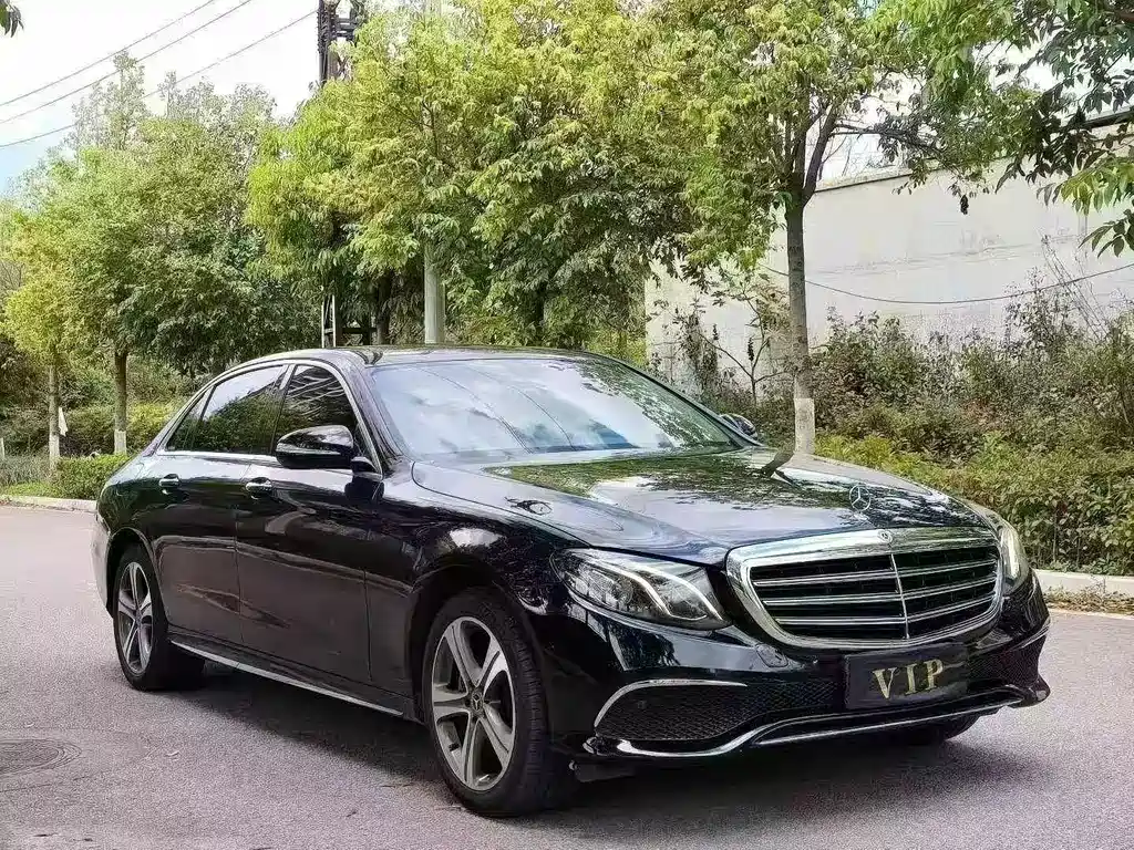 Mercedes-Benz E-Class 2019 — фото 3