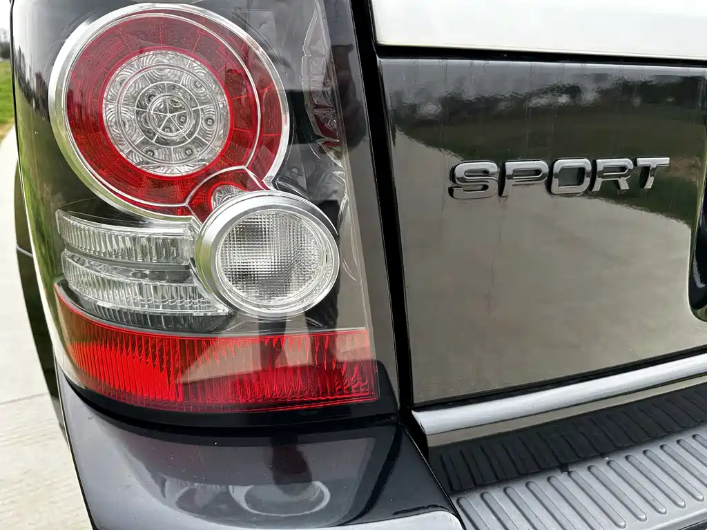 Land Rover Sport 2013 — фото 20