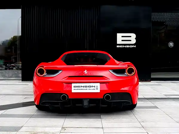 Ferrari 488 2015