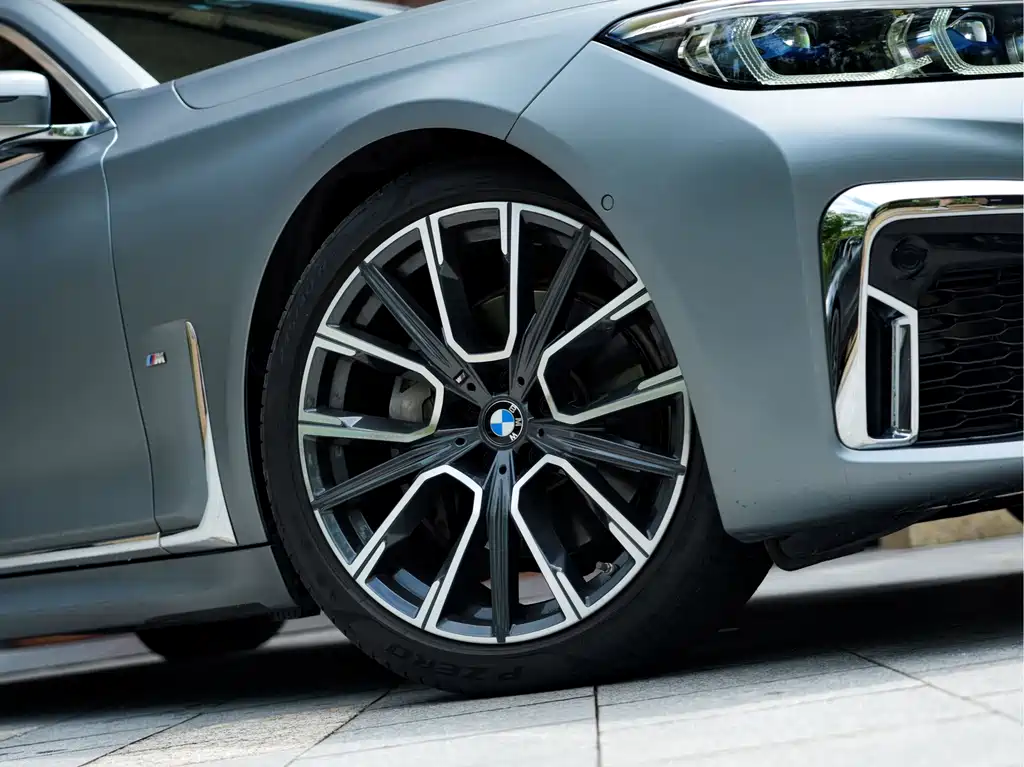 BMW 7 Series 2022 — фото 12