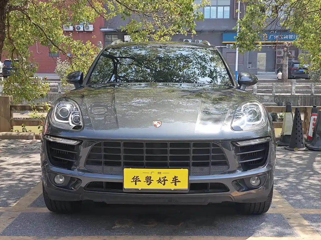 Porsche Macan 2018 — фото 2