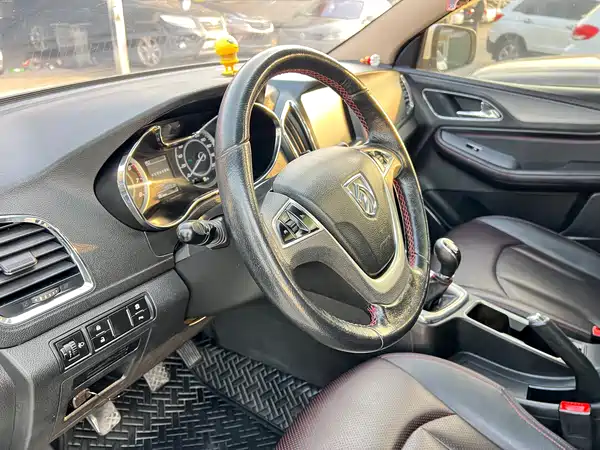 Baojun 560 2016