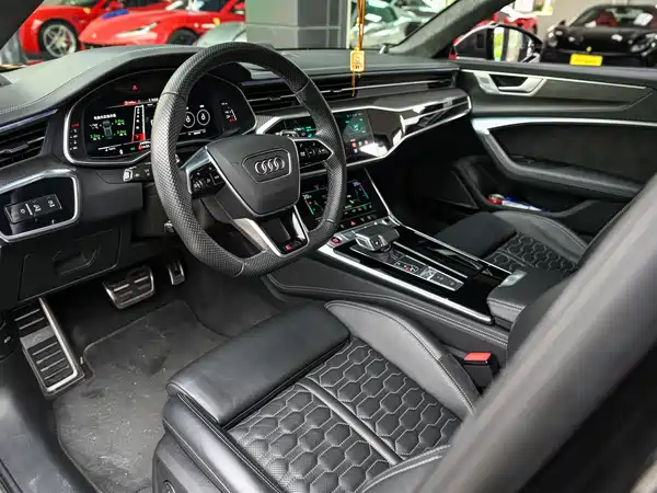 Audi RS 6 2021