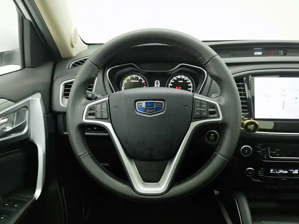 Geely Vision X6 2018 — фото 11