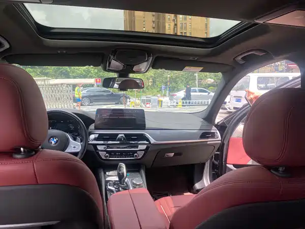 BMW 5 Series 2023