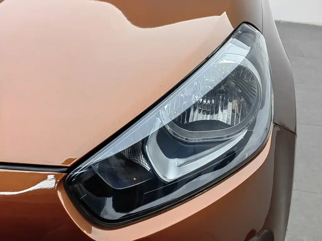 Kia KX3 2016 — фото 7