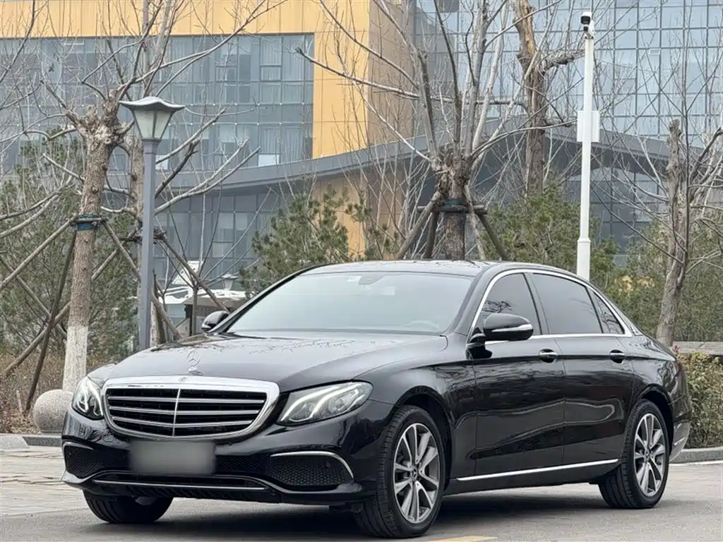 Mercedes-Benz E-Class 2020 — фото 1