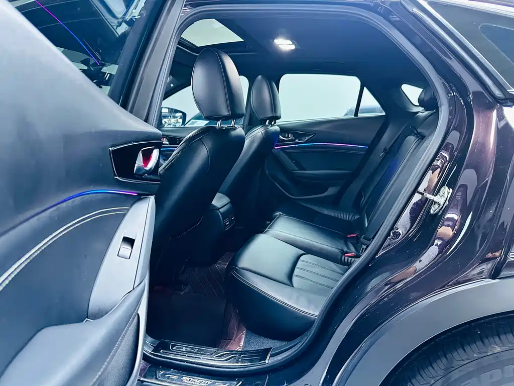 Mazda CX-4 2021